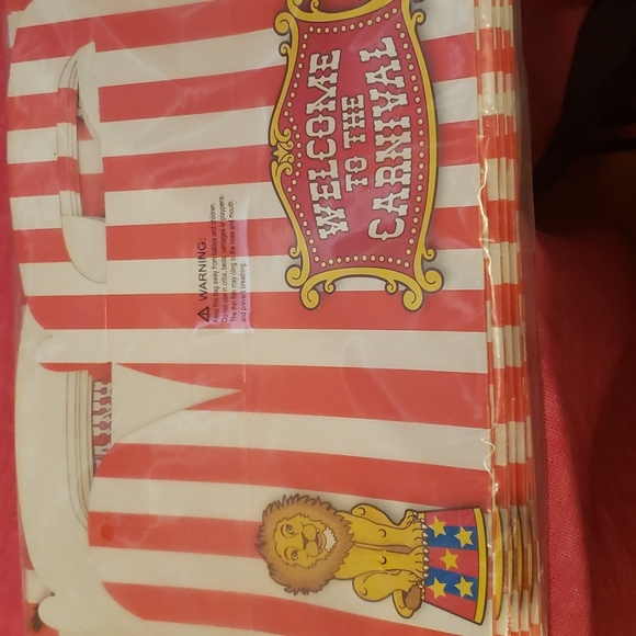 NWT Circus theme party basket - Picture 4 of 6